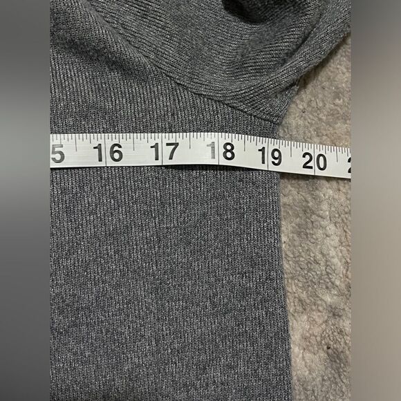 Under Armour UA Youth Boy Golf Storm Sweater Fleece 1/4 Snap Grey SZ XL - Picture 3 of 10